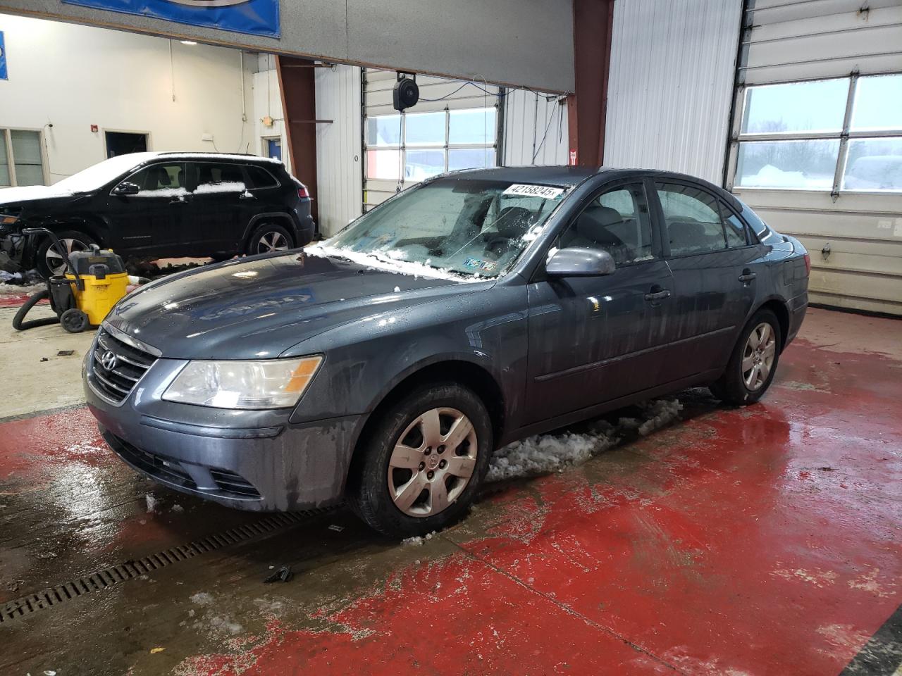 2009 Hyundai Sonata - Image 1