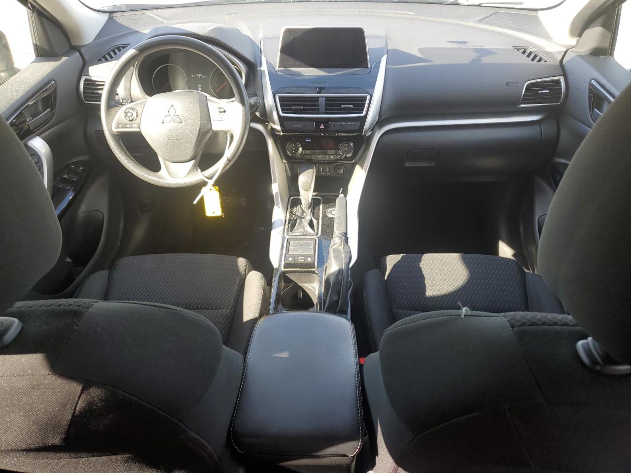 2019 Mitsubishi Eclipse - Image 8