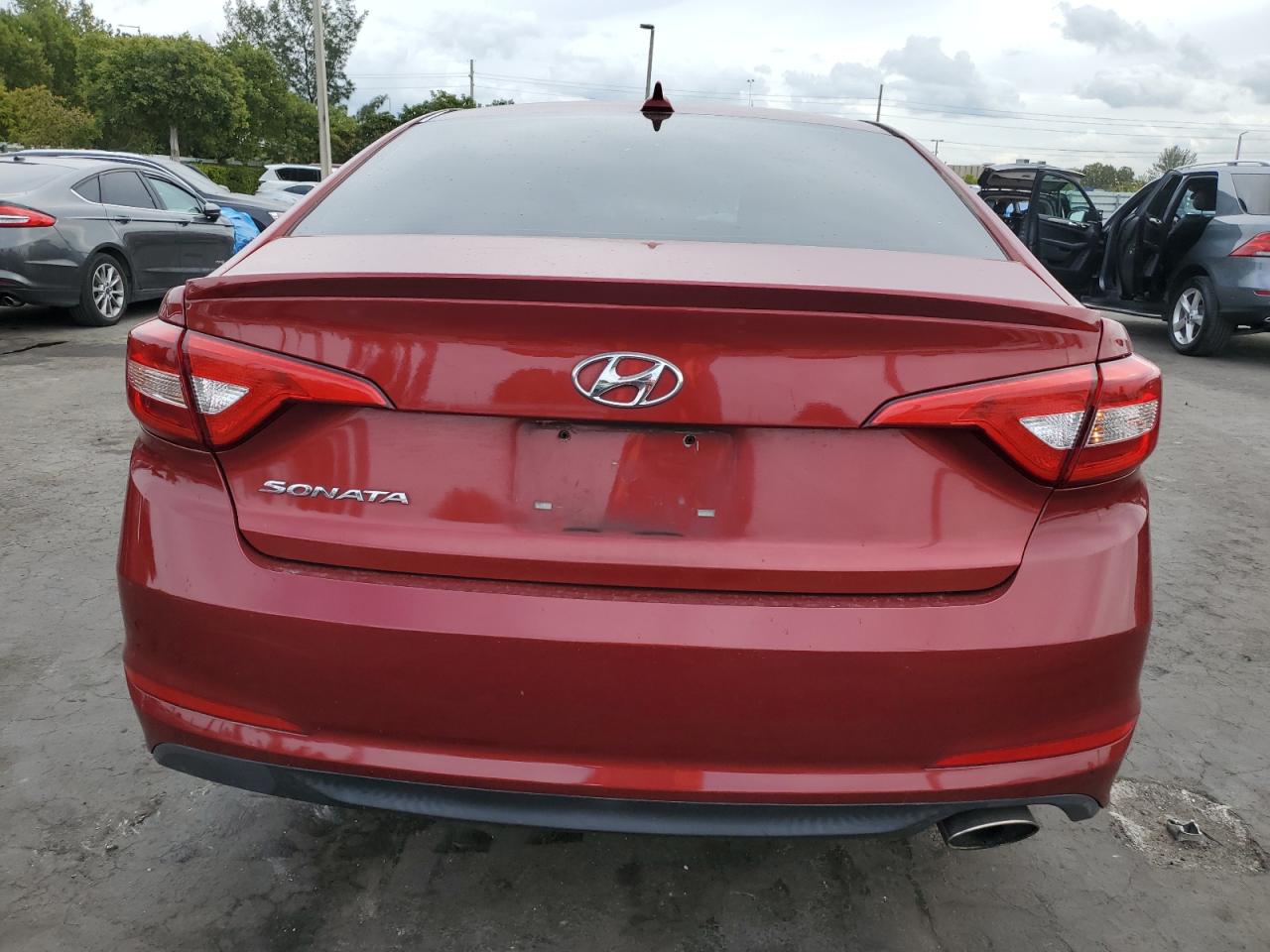 2015 Hyundai Sonata - Image 6