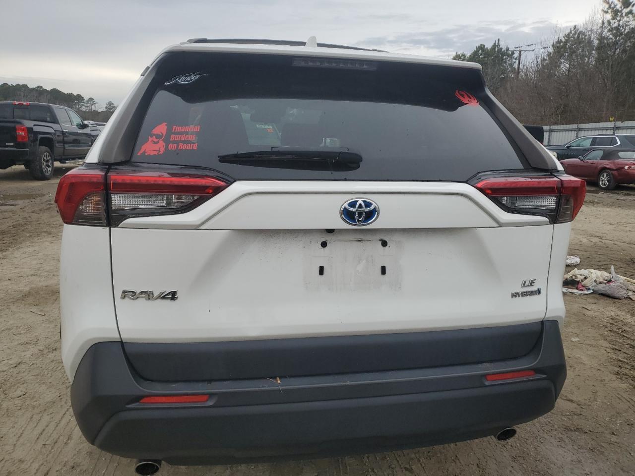 2019 Toyota RAV 4 - Image 6