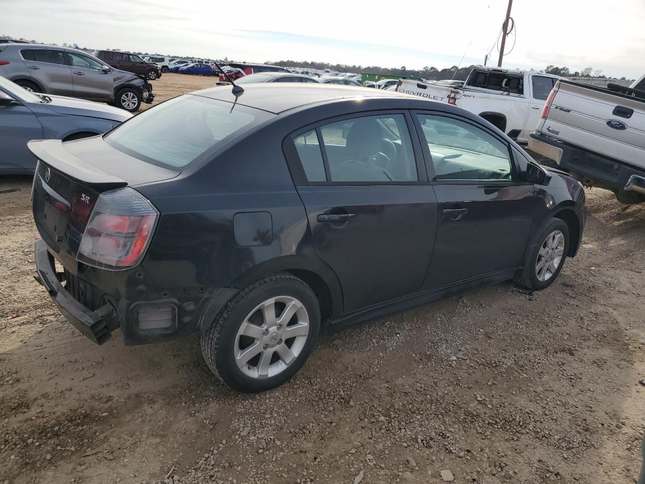 2011 Nissan Sentra - Image 3
