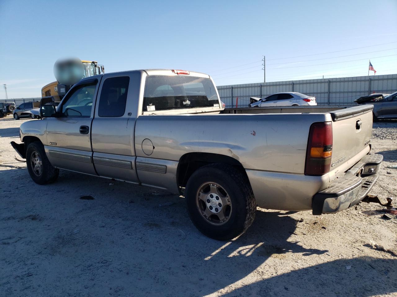 1999 Chevrolet Silverado - Image 2