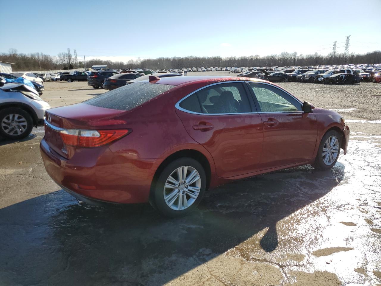 2015 Lexus ES - Image 3