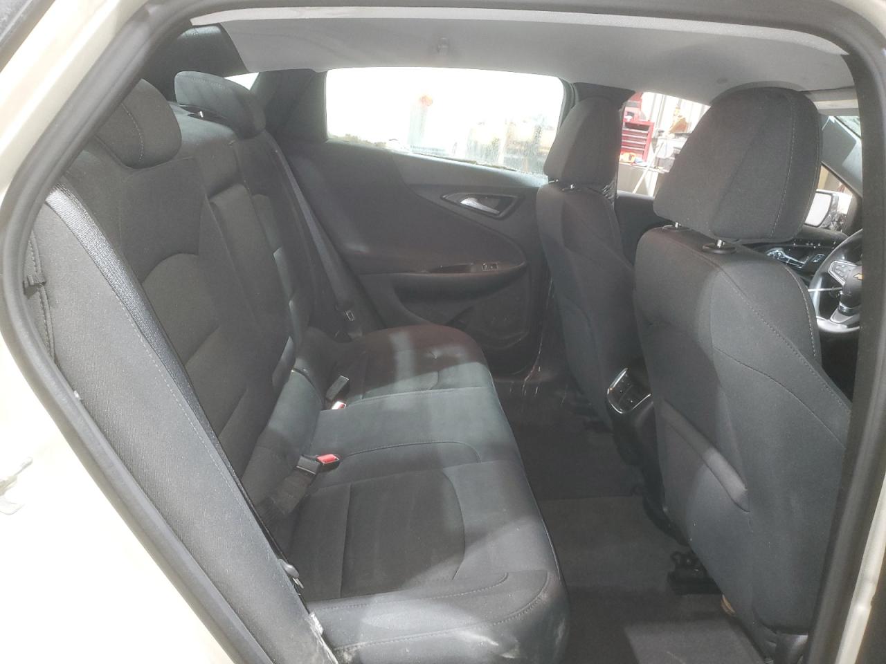 2016 Chevrolet Malibu - Image 10