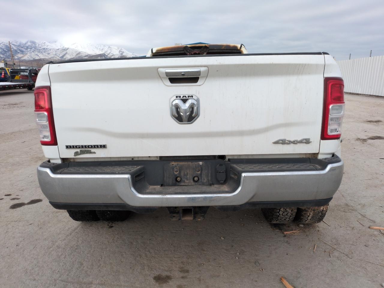 2019 RAM 3500 - Image 6