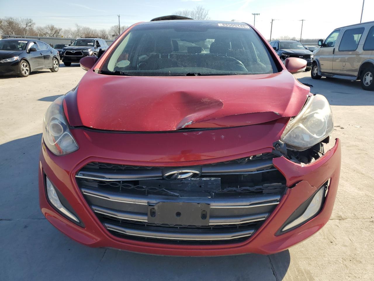 2016 Hyundai Elantra - Image 5