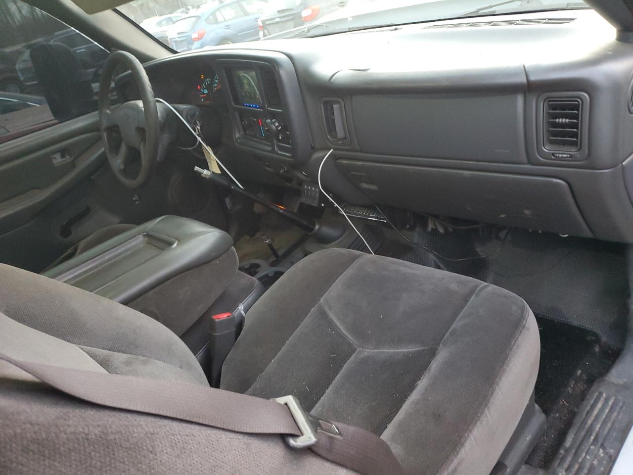 2005 Chevrolet Silverado - Image 8