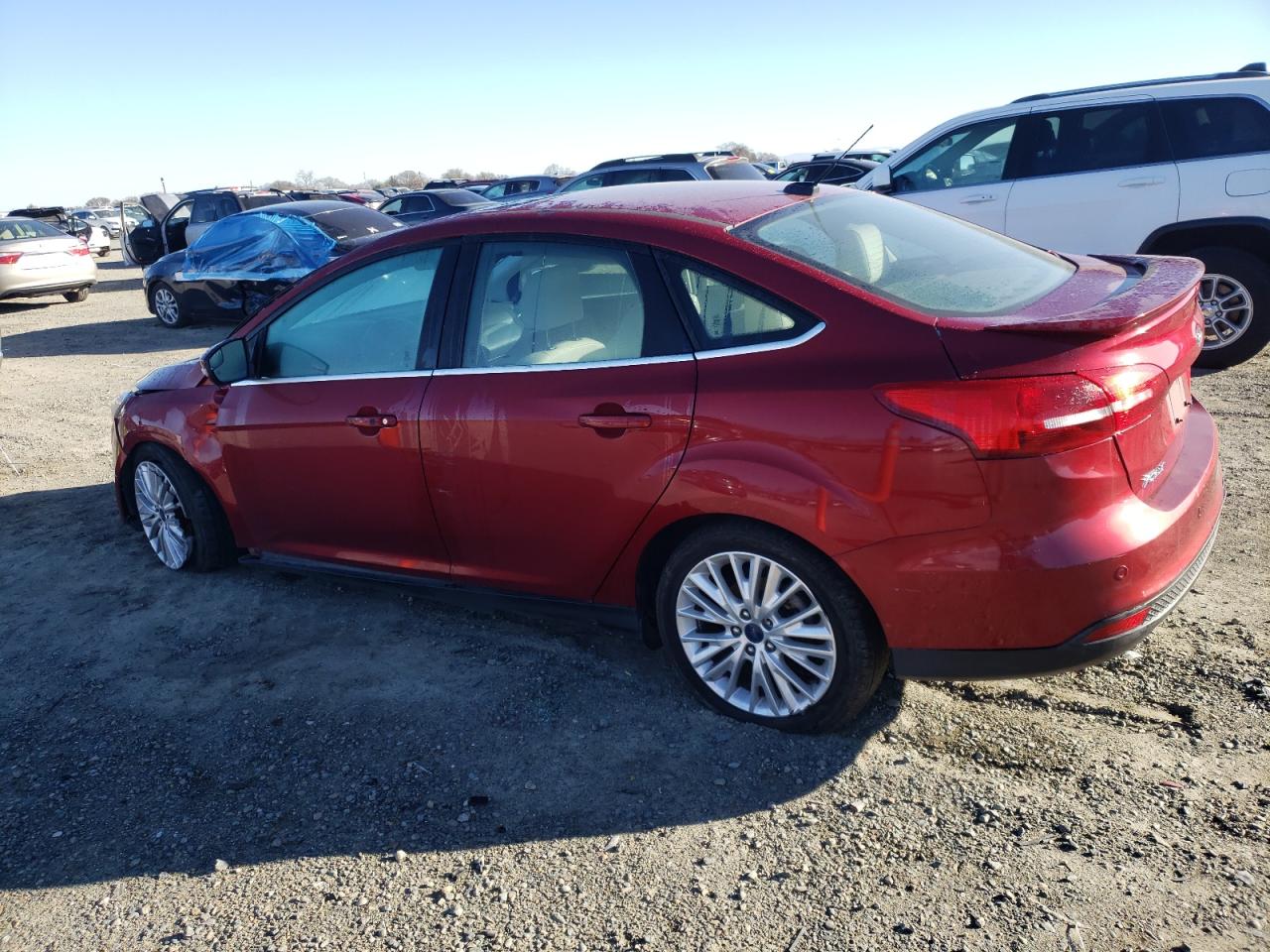 VIN 1FADP3J29HL265028 2017 FORD FOCUS no.2