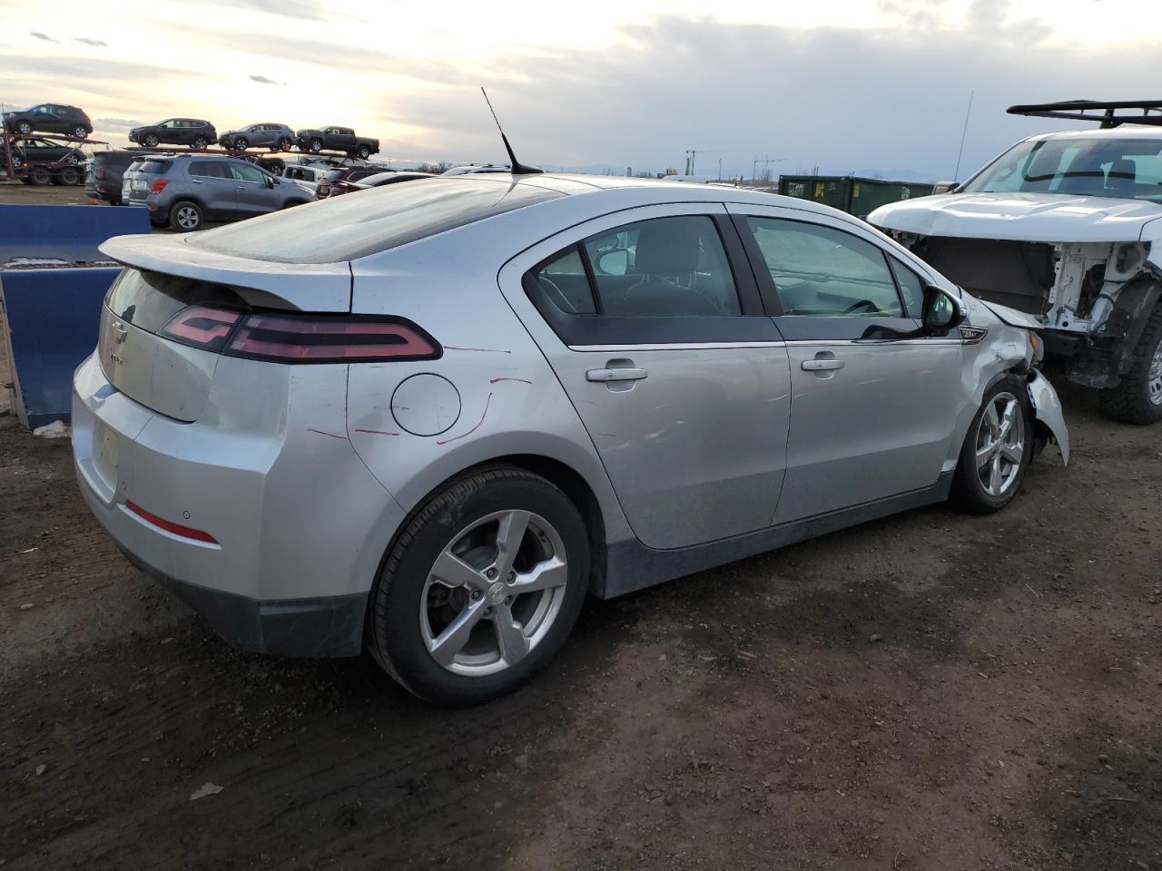 2013 Chevrolet Volt - Image 3