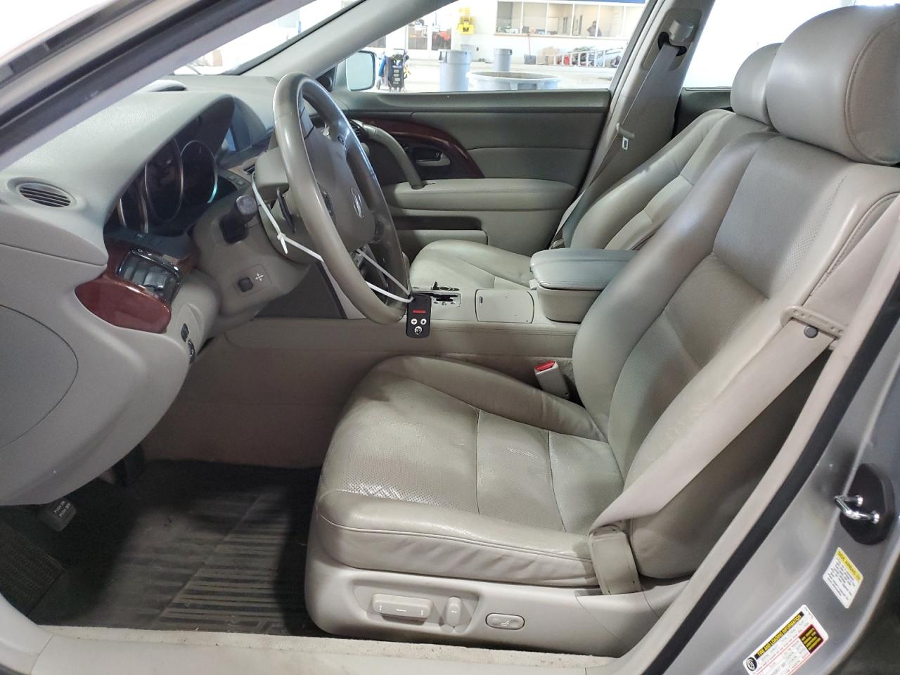 2008 Acura RL - Image 7