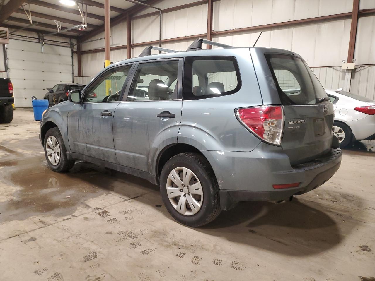 2010 Subaru Forester - Image 2