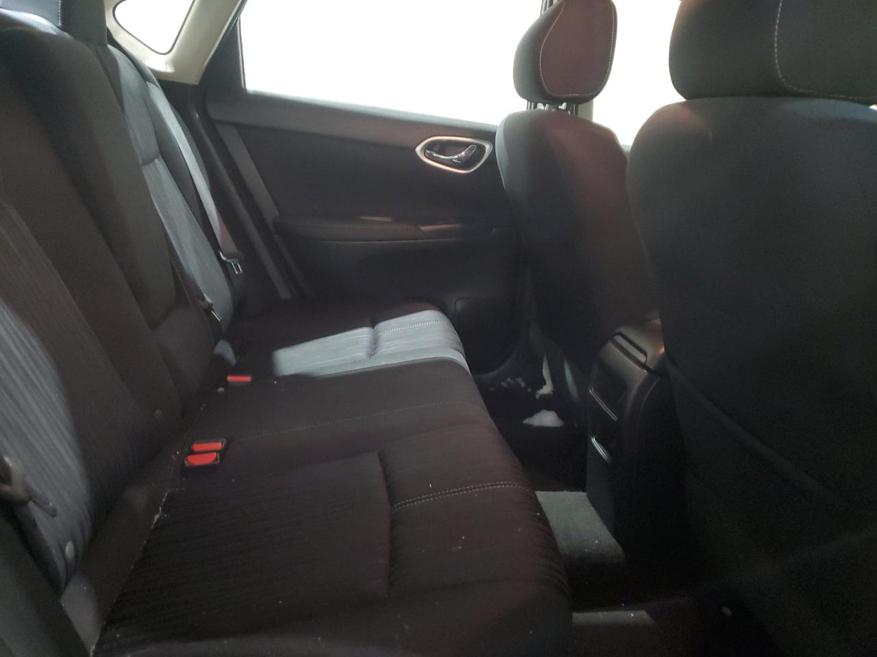 2017 Nissan Sentra - Image 10