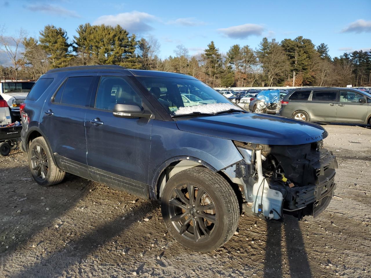 2019 Ford Explorer - Image 4
