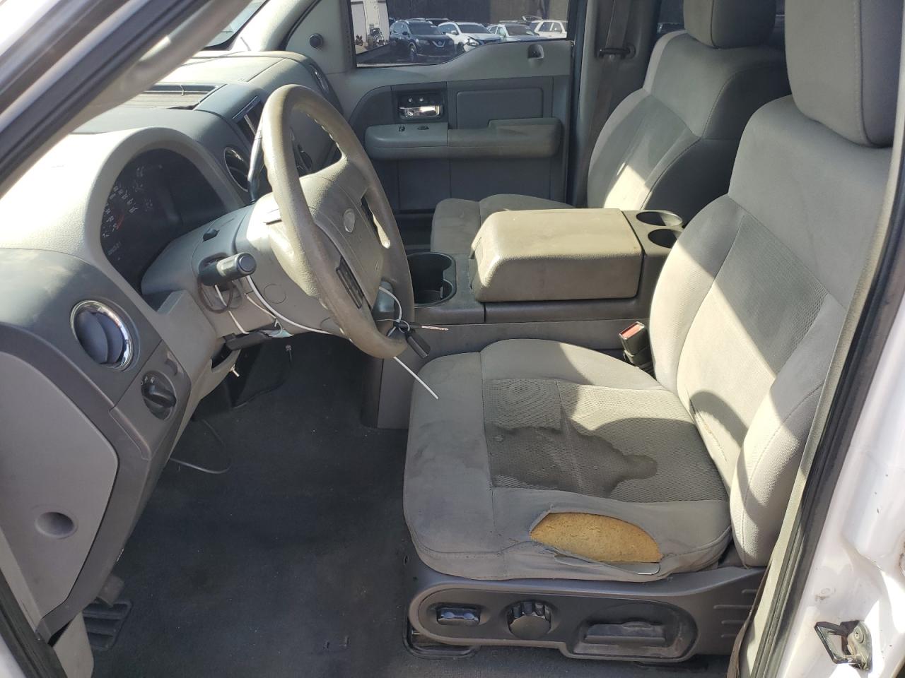 2005 Ford F-150 - Image 7