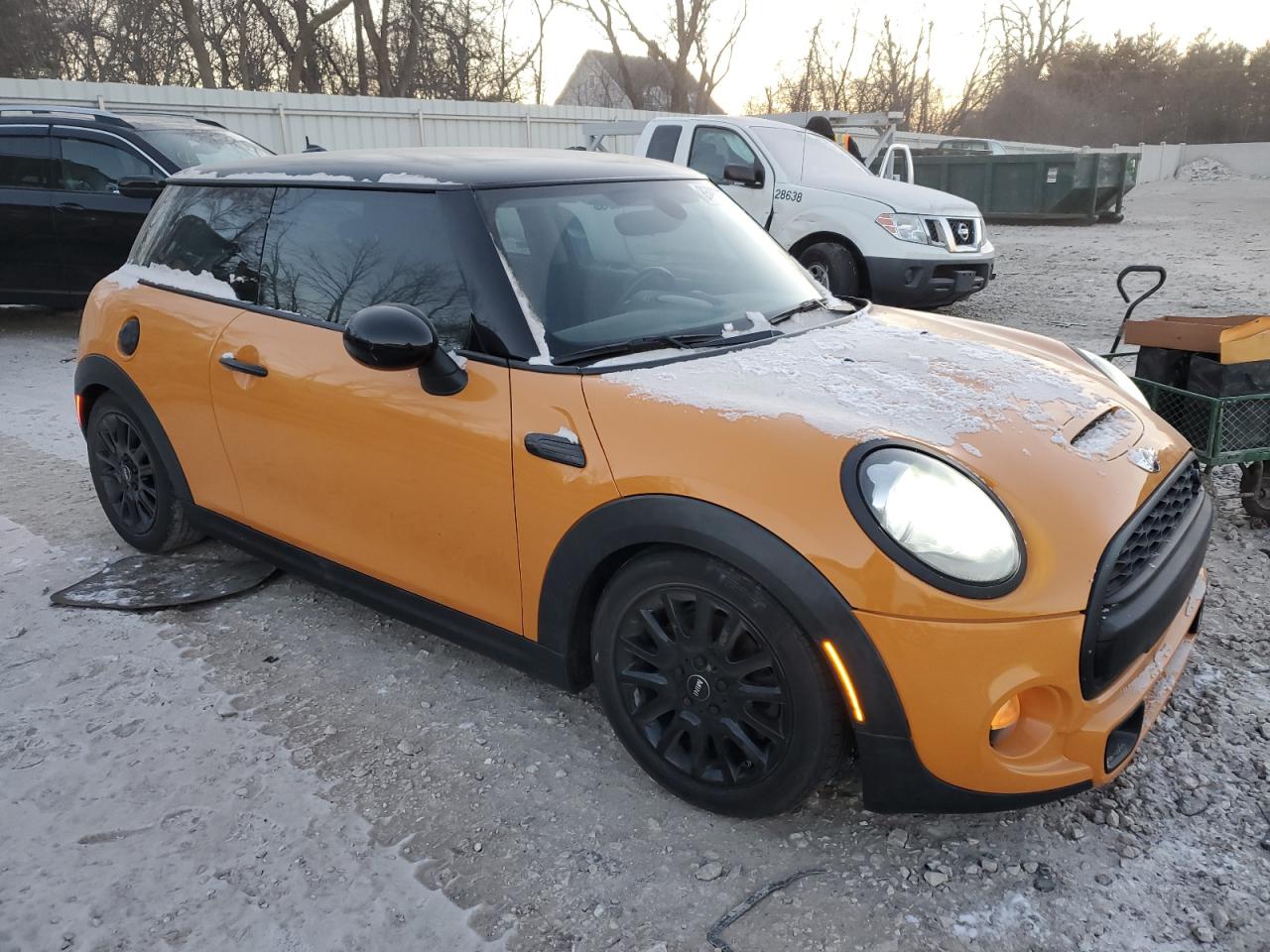 VIN WMWXP7C55F2A40906 2015 MINI COOPER no.4