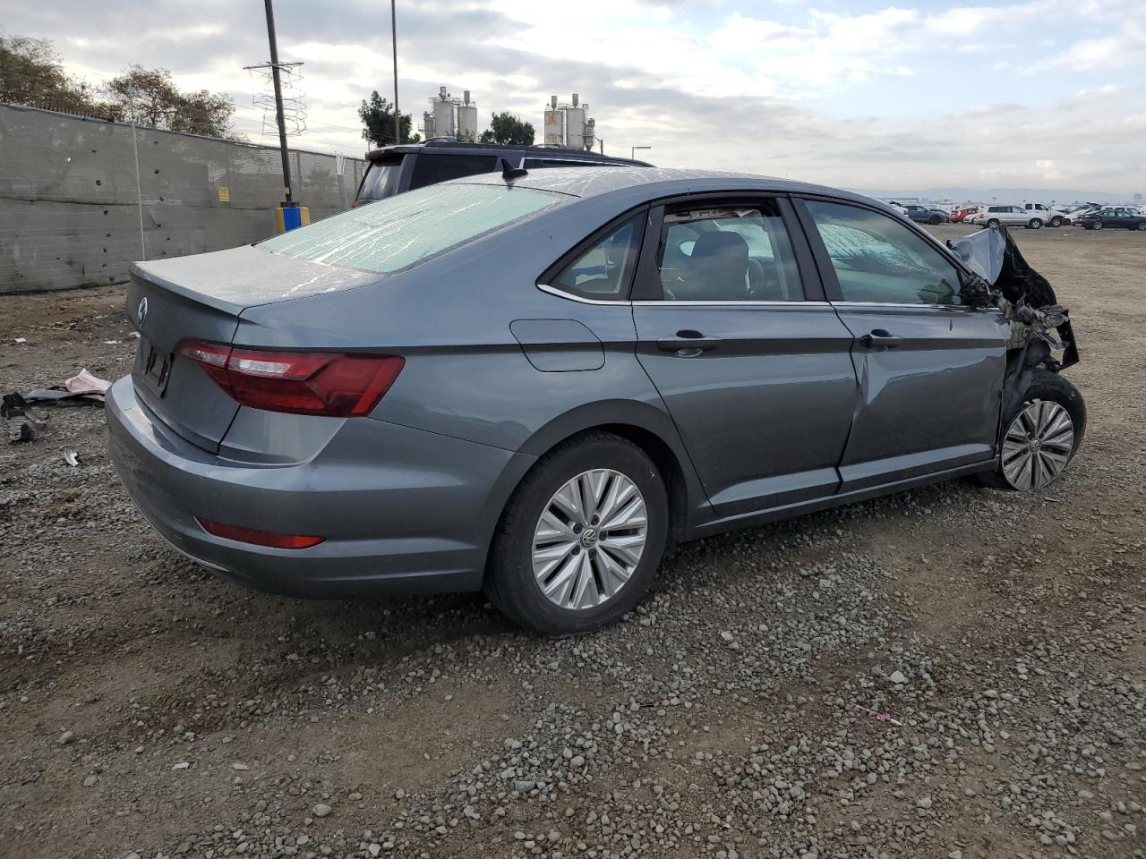 2020 Volkswagen Jetta - Image 3