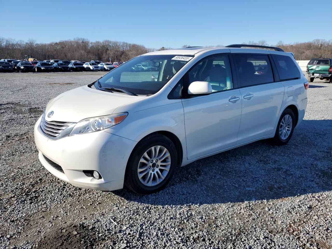 2016 Toyota Sienna - Image 1