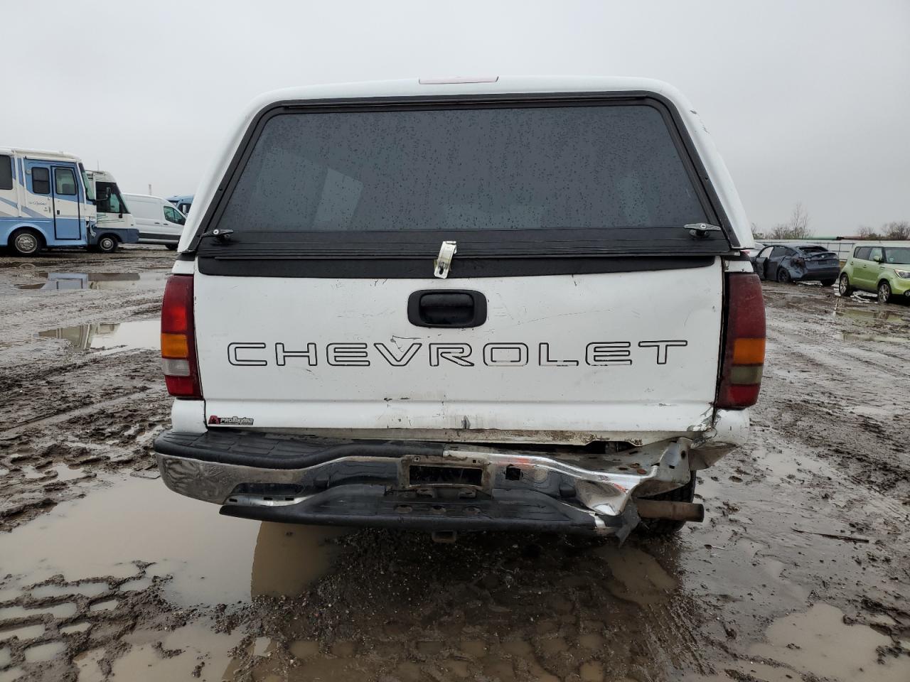 2004 Chevrolet Silverado - Image 6