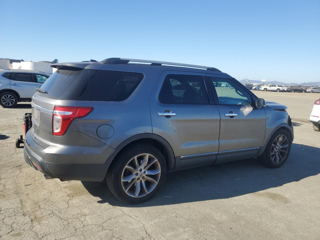2012 Ford Explorer - Image 3