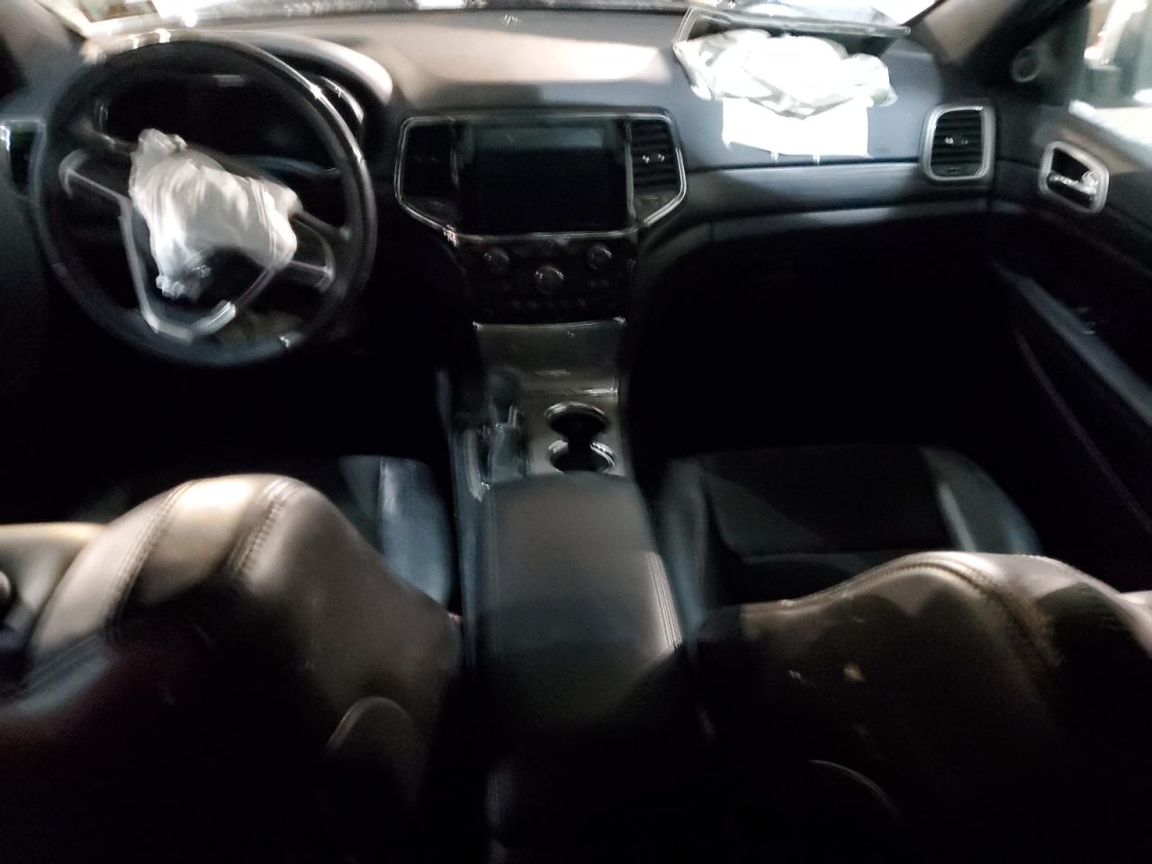 2019 Jeep Grand Cherokee - Image 8