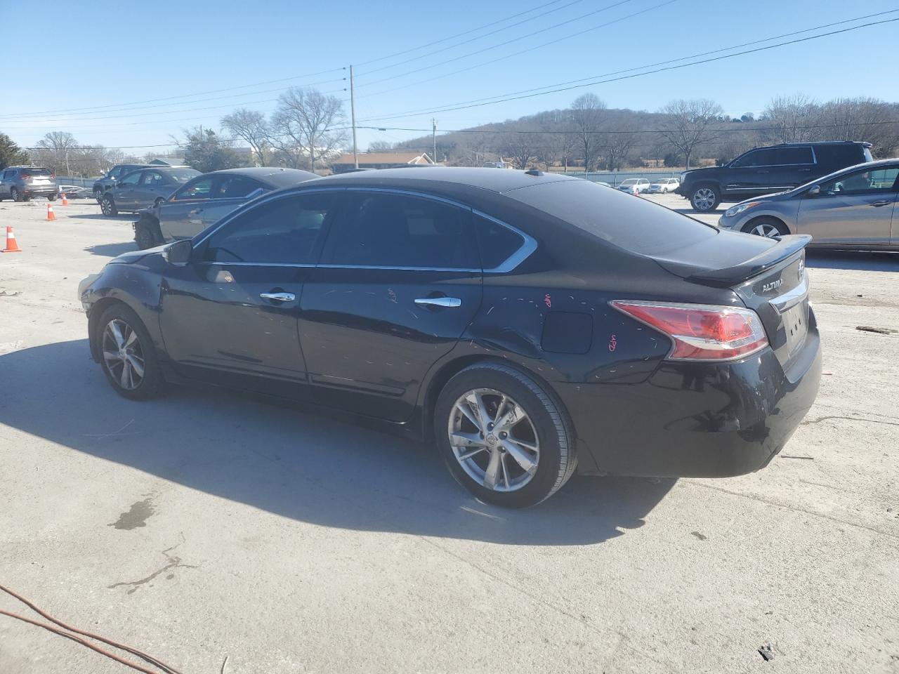 2015 Nissan Altima - Image 2