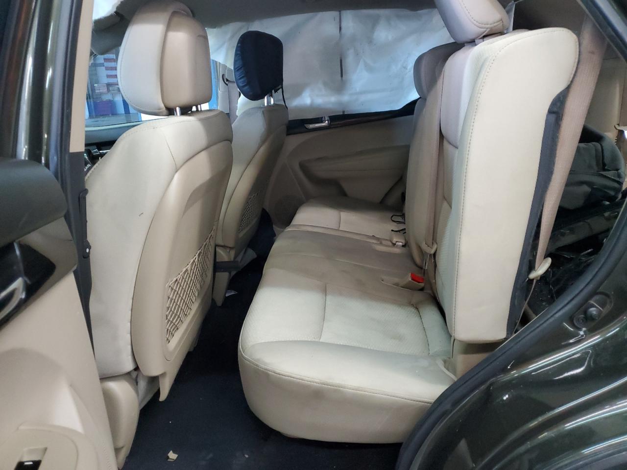 2011 Kia Sorento - Image 11