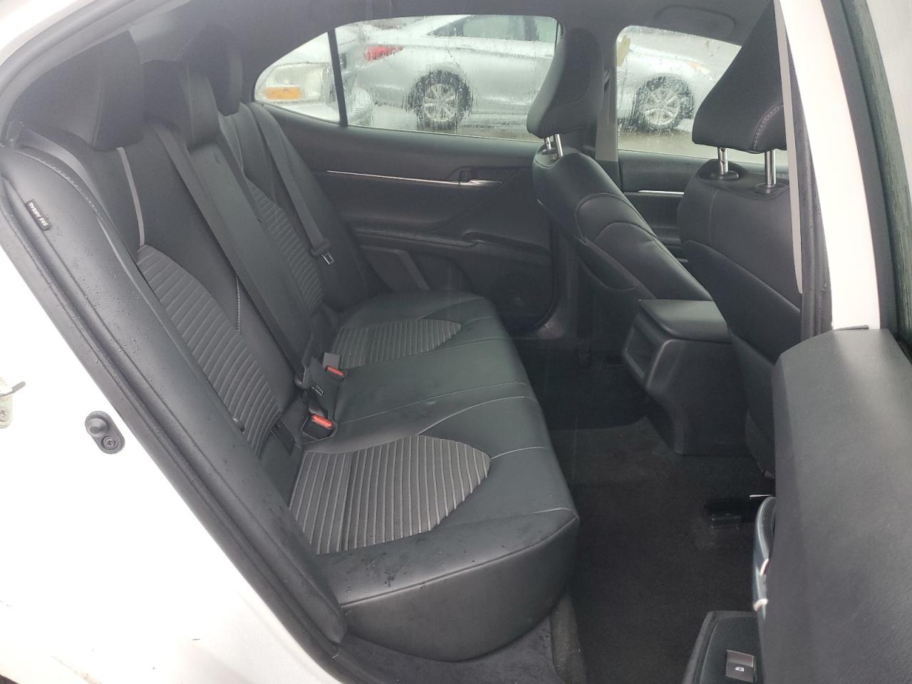 2019 Toyota Camry - Image 10