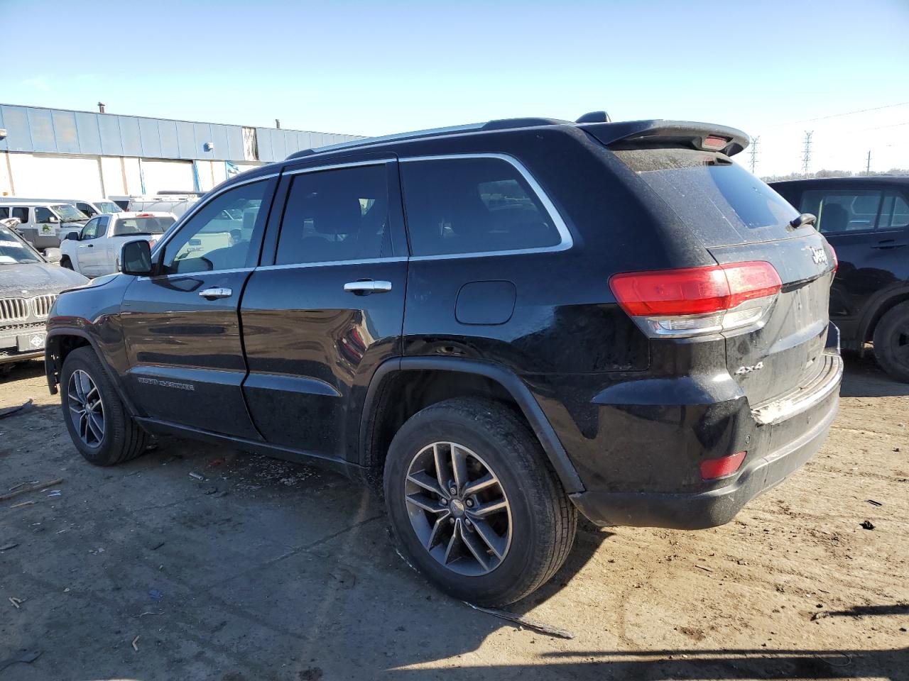 2017 Jeep Grand Cherokee - Image 2