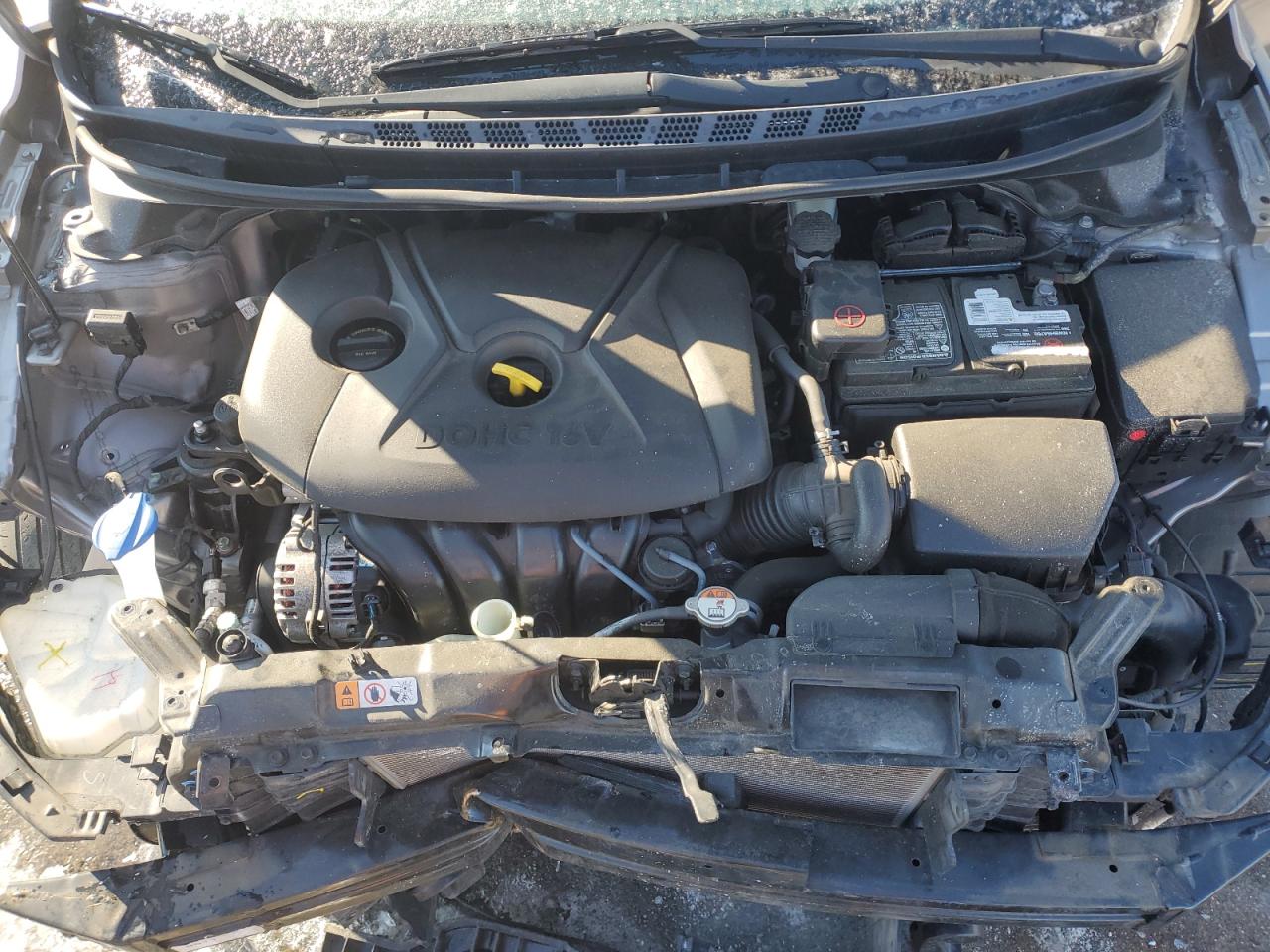 2016 Hyundai Elantra - Image 11