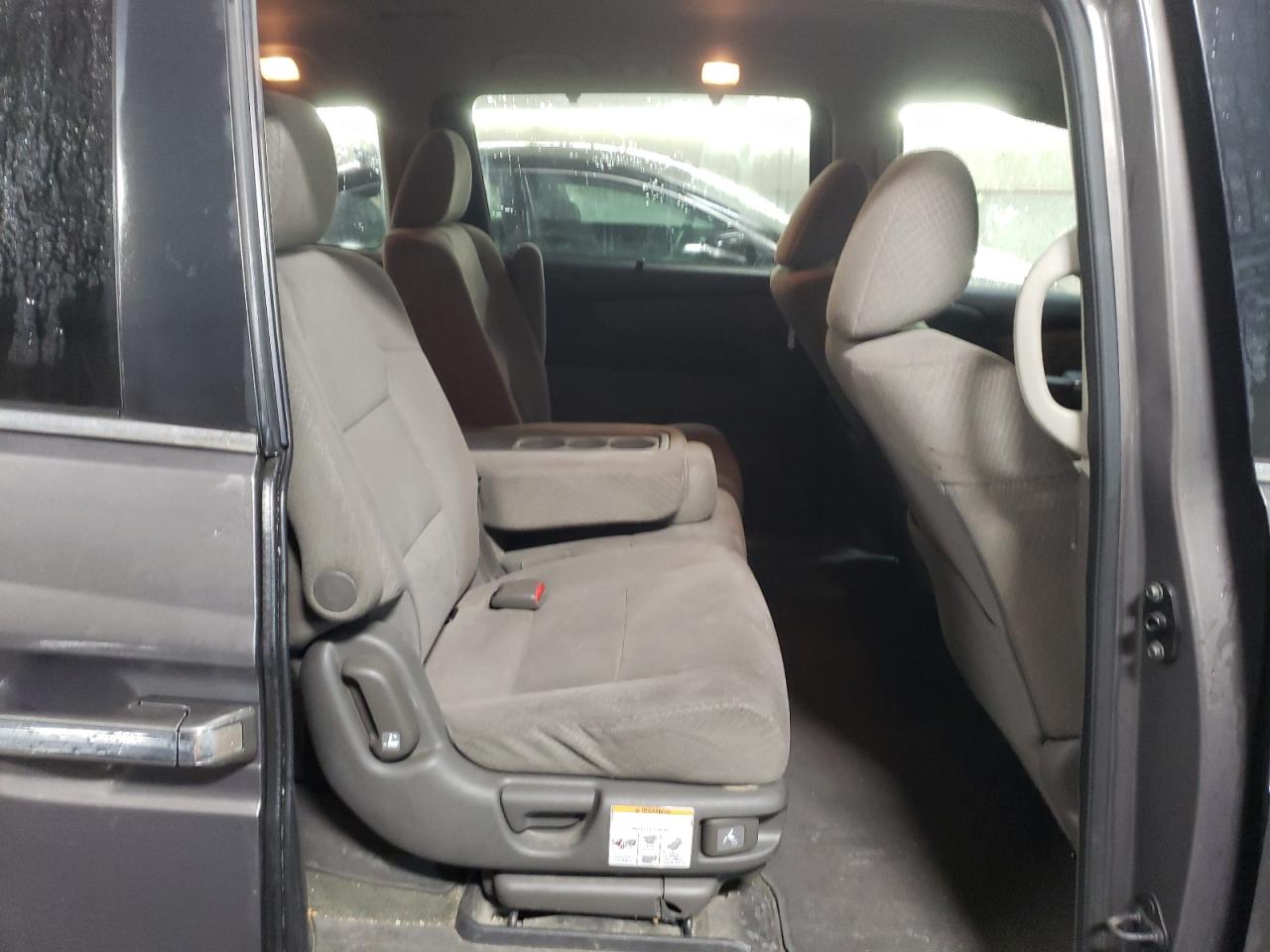 2016 Honda Odyssey - Image 10