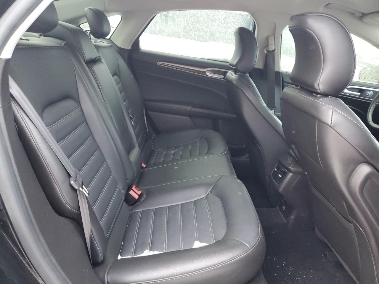2016 Ford Fusion - Image 10