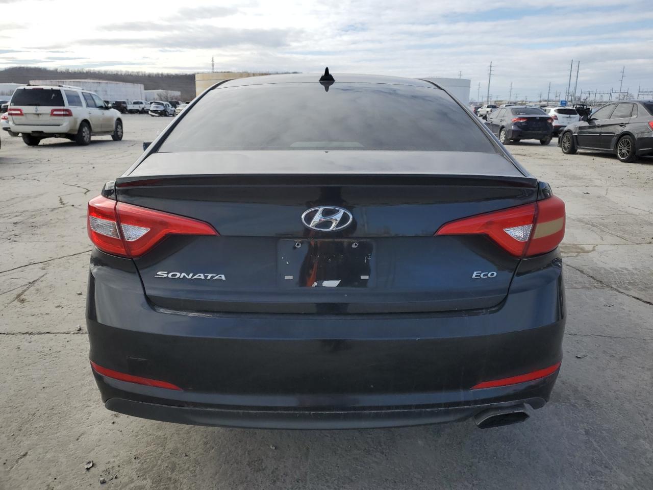 2015 Hyundai Sonata - Image 6