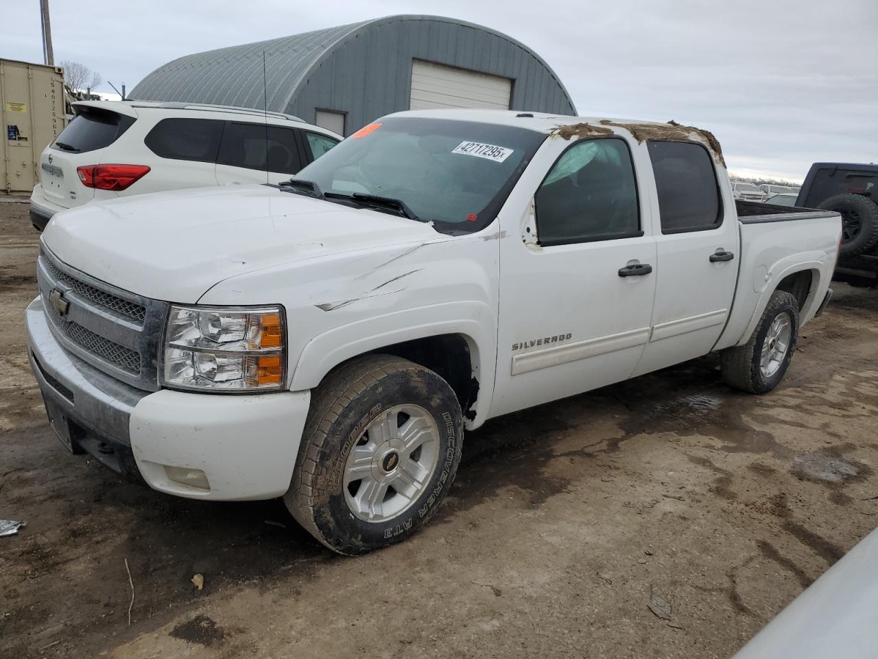 2011 Chevrolet Silverado - Image 1