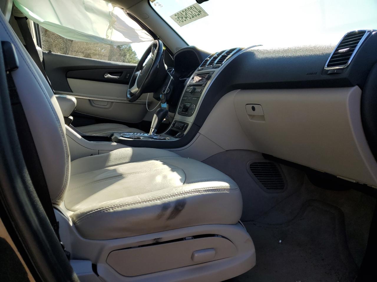 2012 GMC Acadia - Image 7