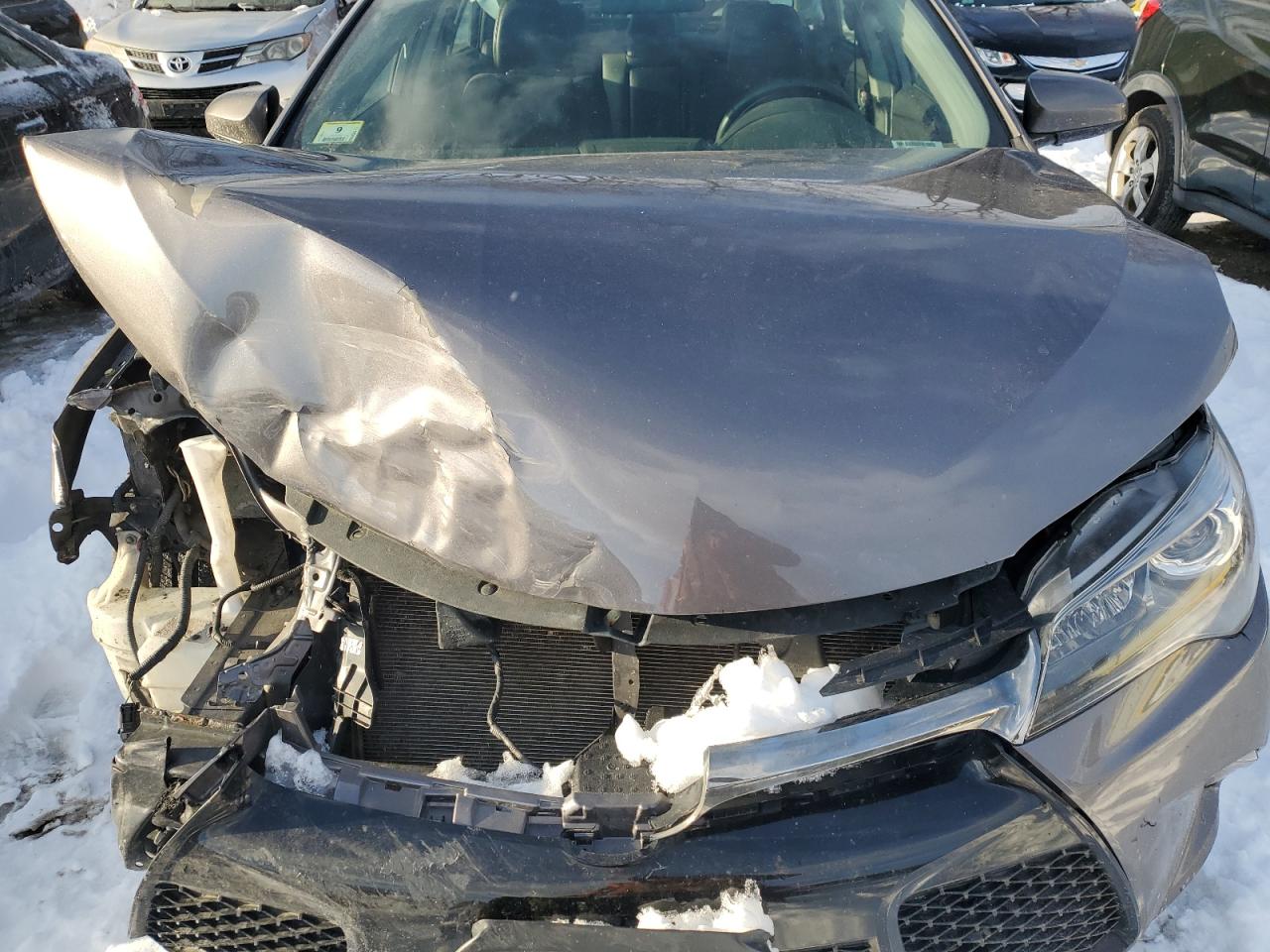 2016 Toyota Camry - Image 11