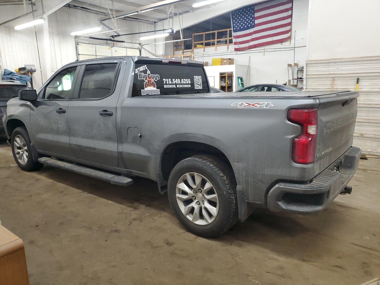 2022 Chevrolet Silverado - Image 2
