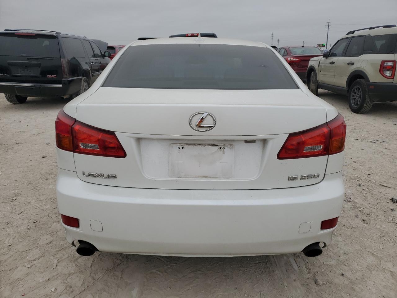 2008 Lexus IS - Image 6