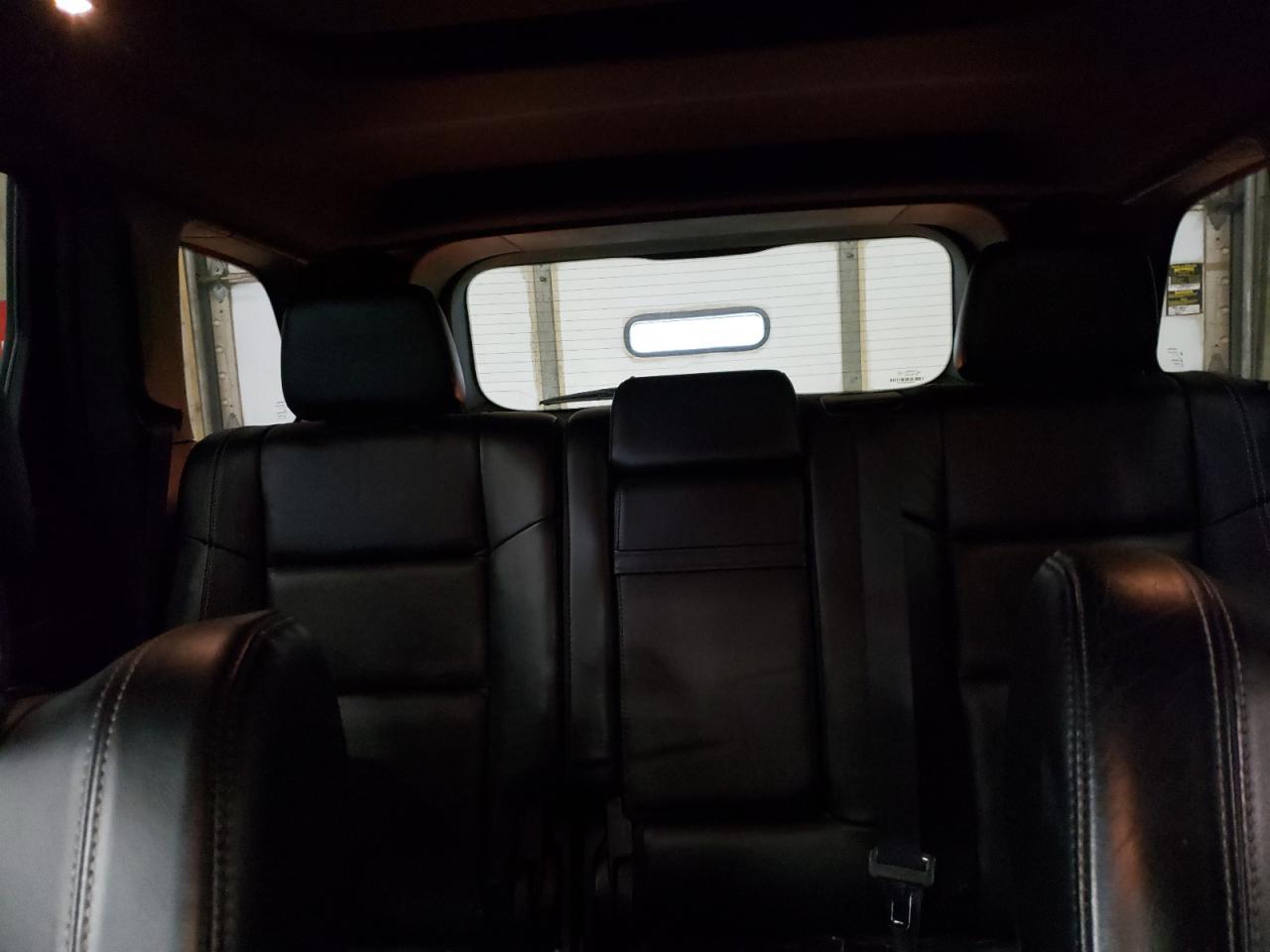 2017 Jeep Grand Cherokee - Image 10