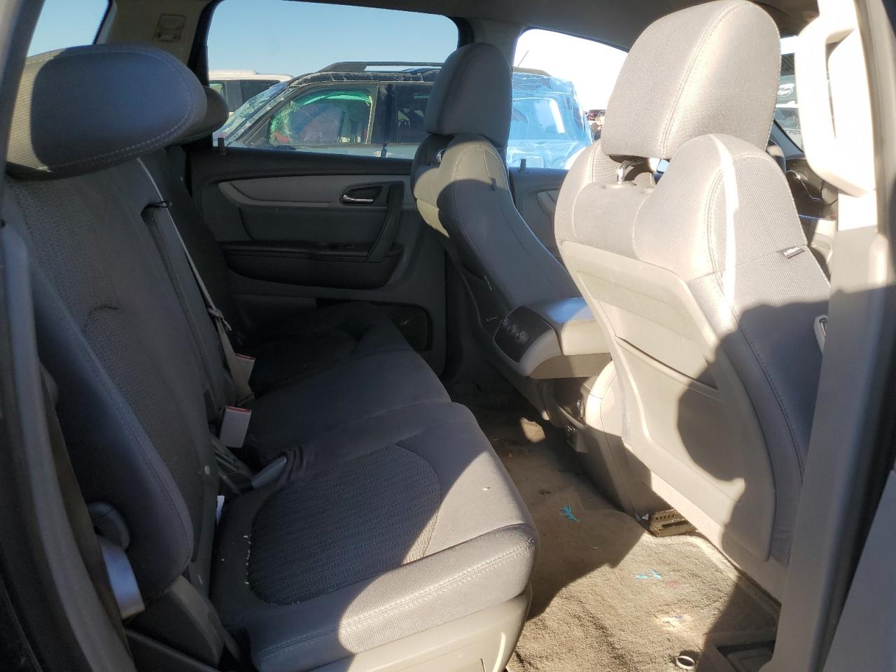 2014 Chevrolet Traverse - Image 10