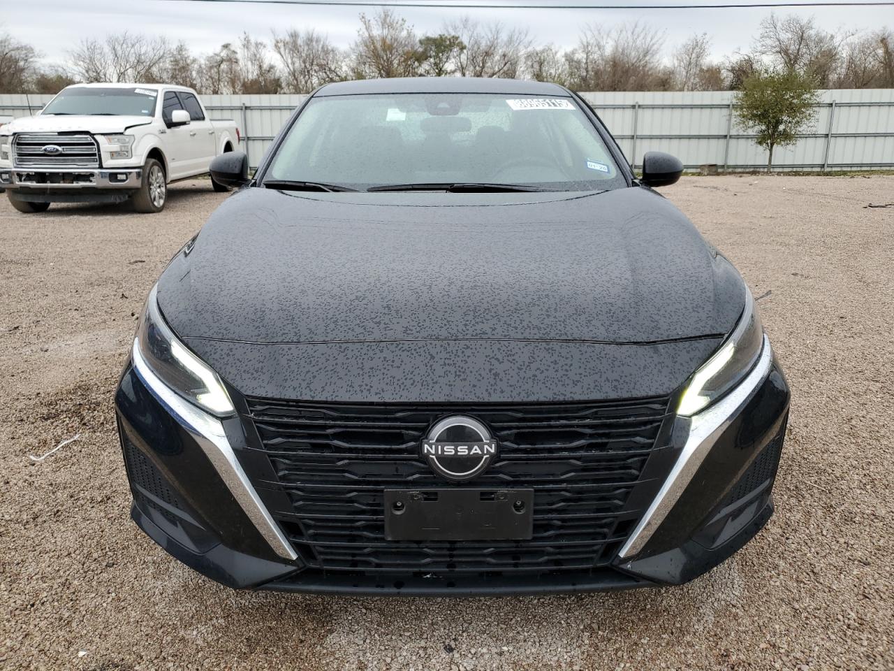 2024 Nissan Altima - Image 5