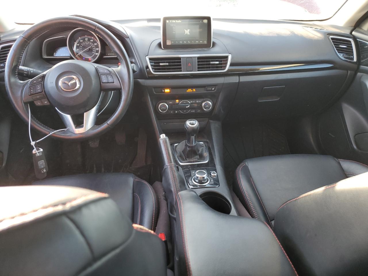 2016 Mazda 3 - Image 8