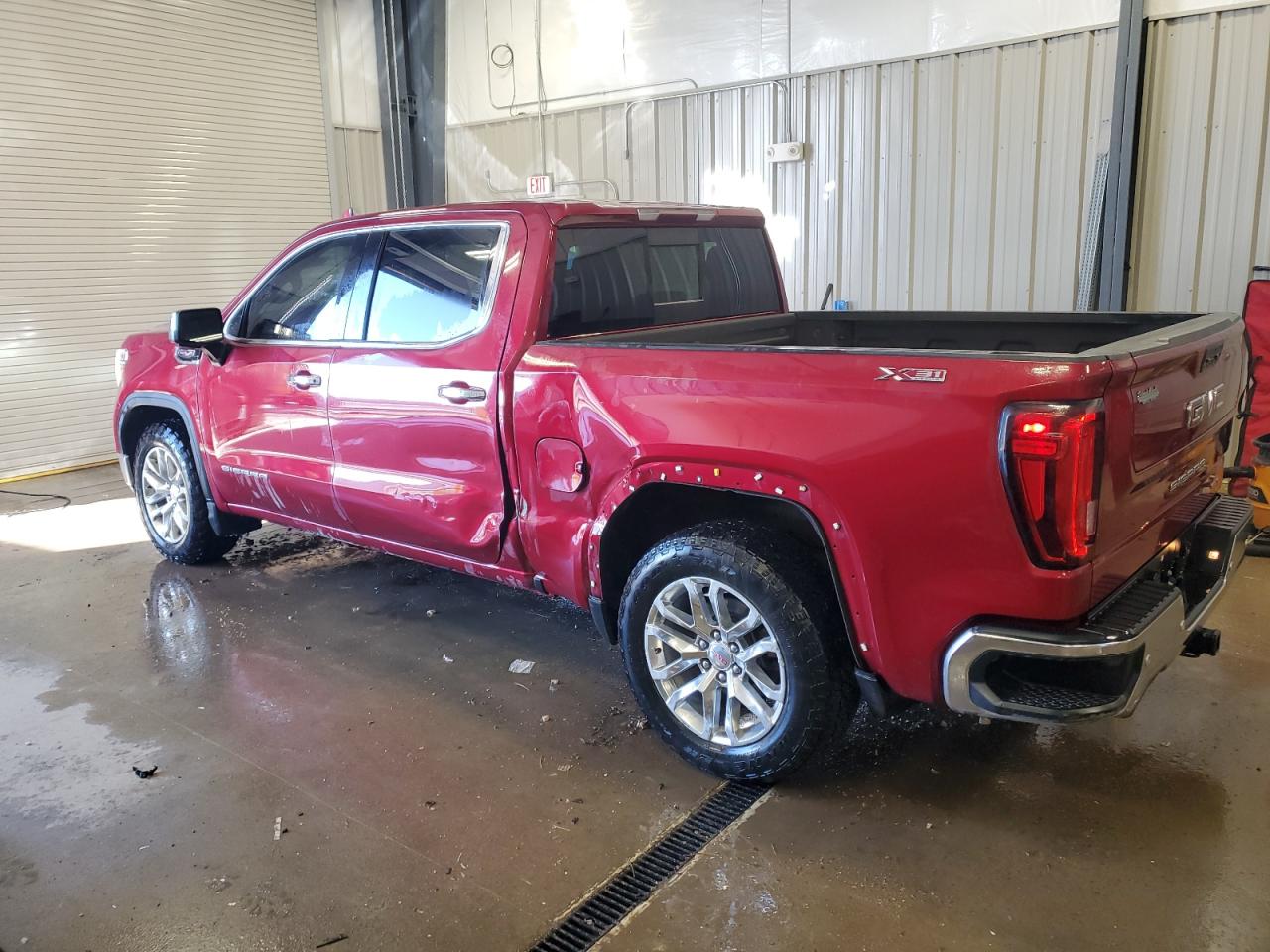 2020 GMC Sierra - Image 2