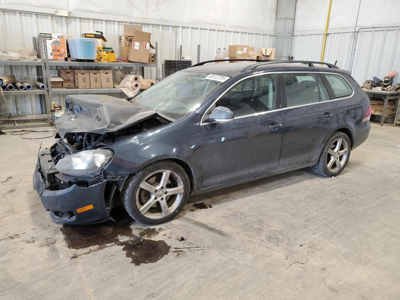 2010 Volkswagen Jetta Tdi იყიდება Milwaukee-ში, WI - Front End