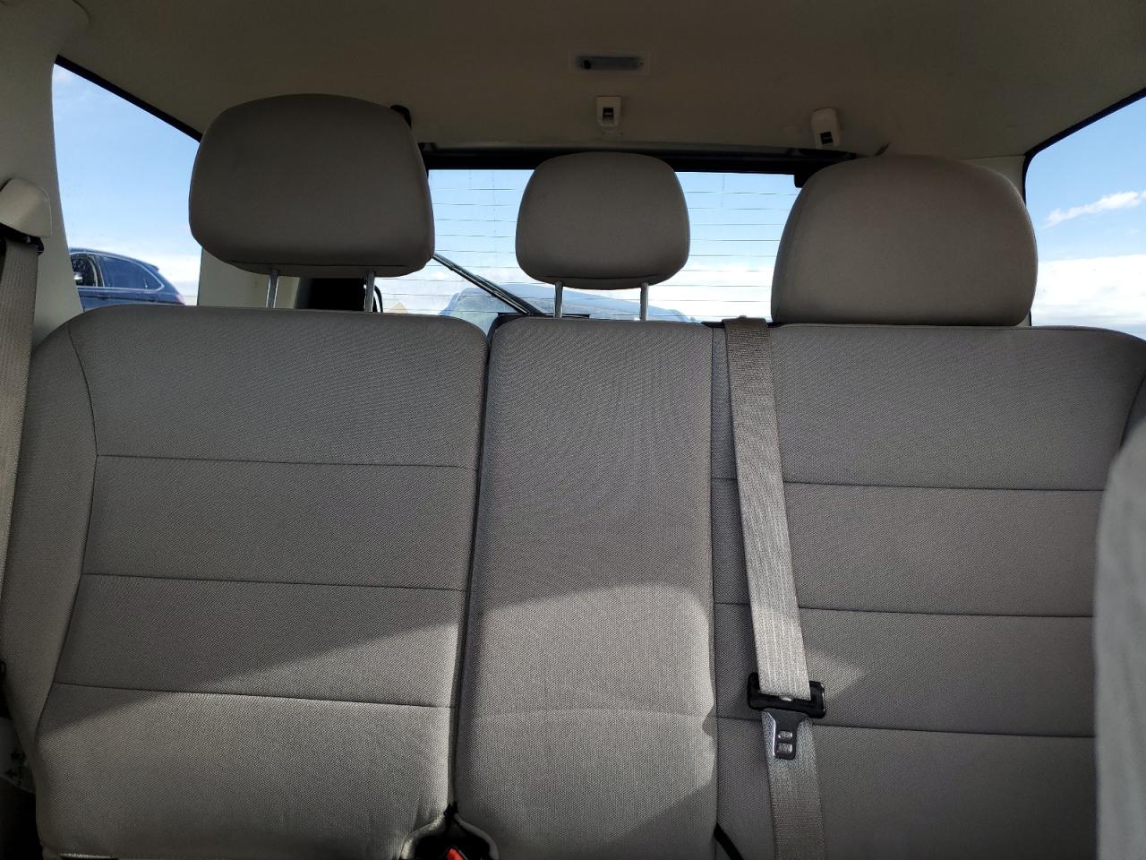 2011 Ford Escape - Image 10