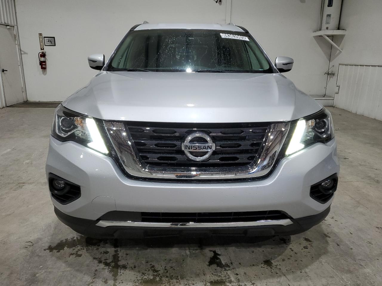 2019 Nissan Pathfinder - Image 5
