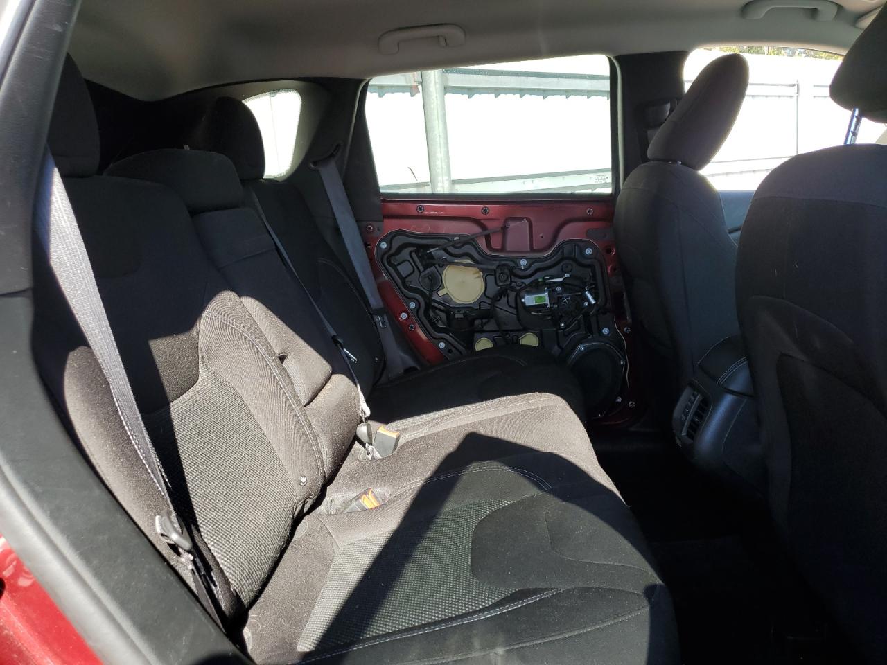 2019 Jeep Grand Cherokee - Image 11