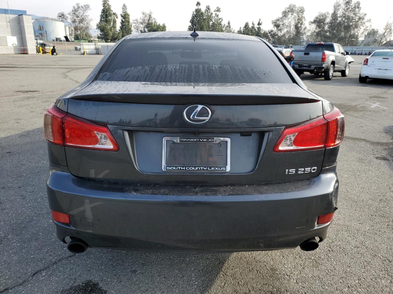 2011 Lexus IS - Image 6