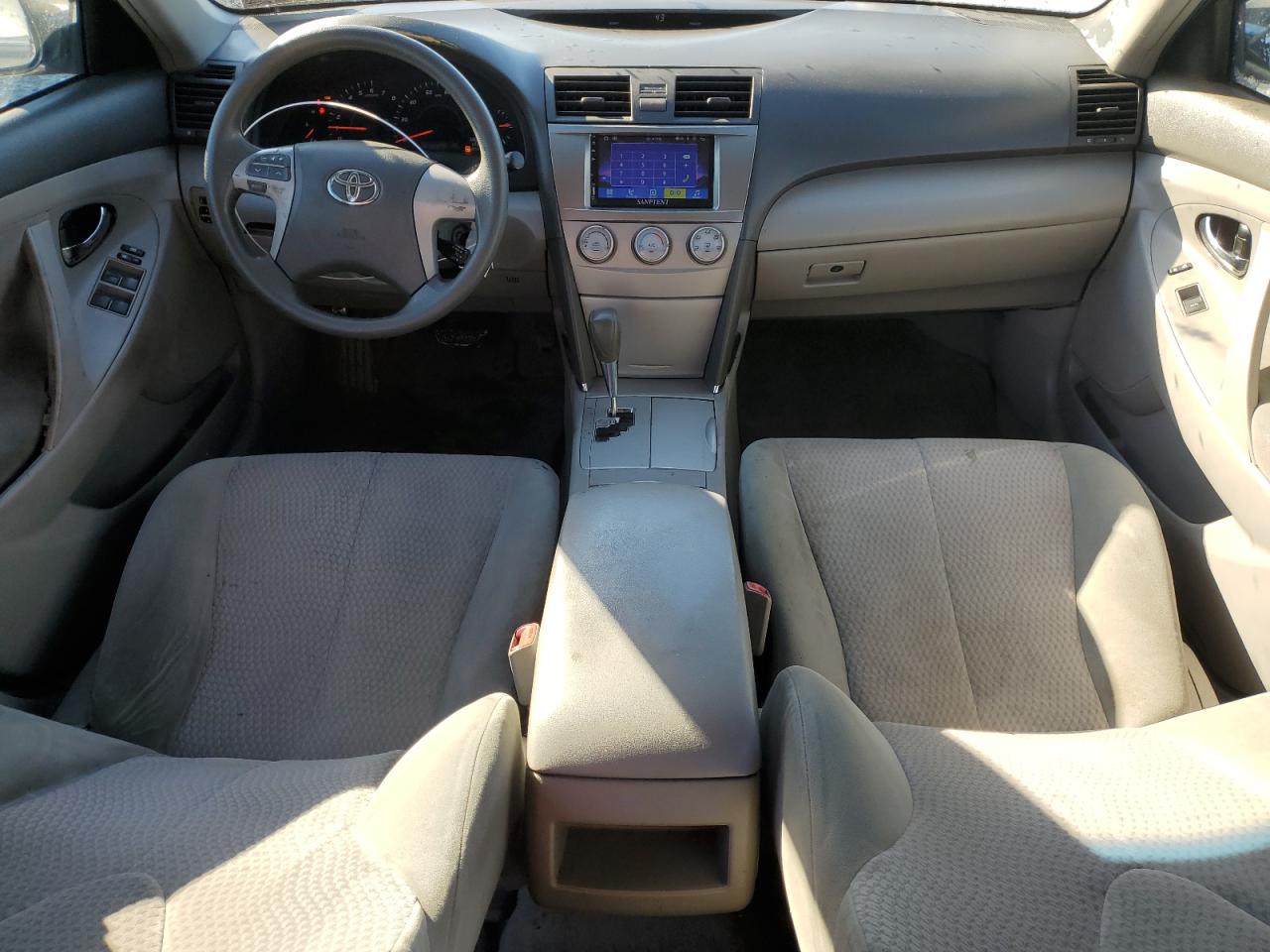 2011 Toyota Camry - Image 8