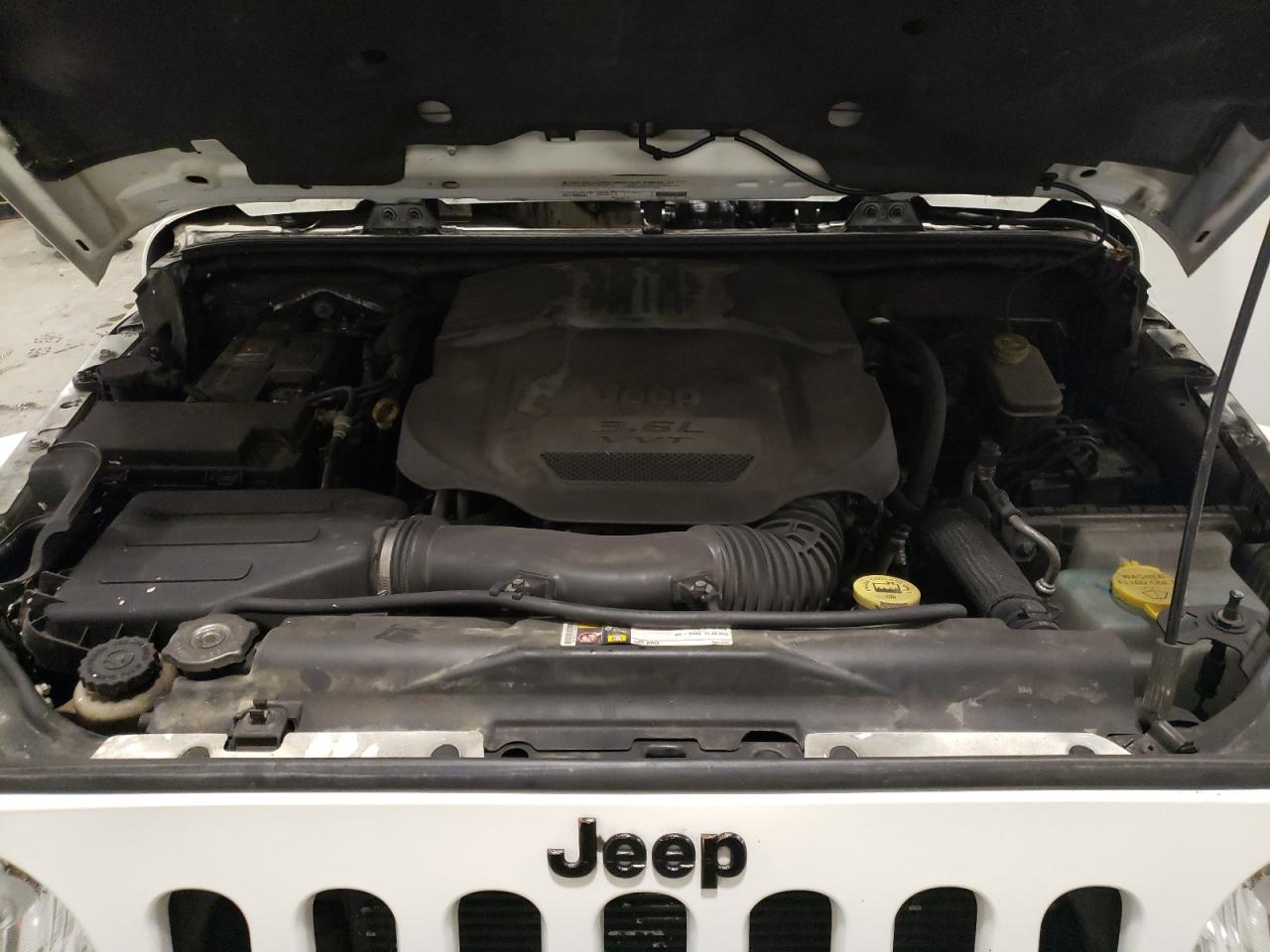 2012 Jeep Wrangler - Image 13
