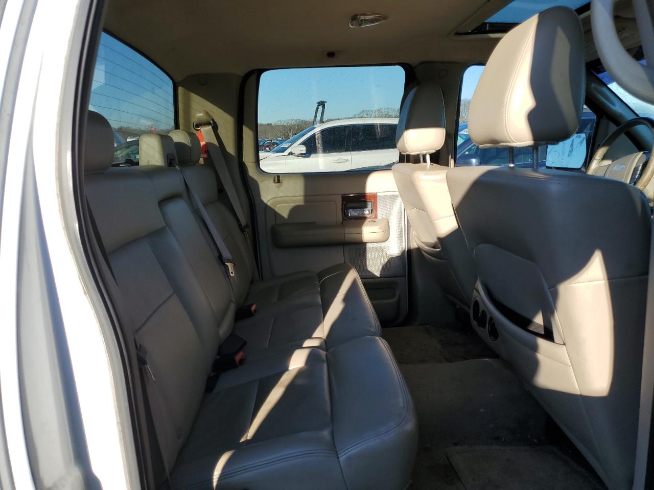 2006 Ford F-150 - Image 10